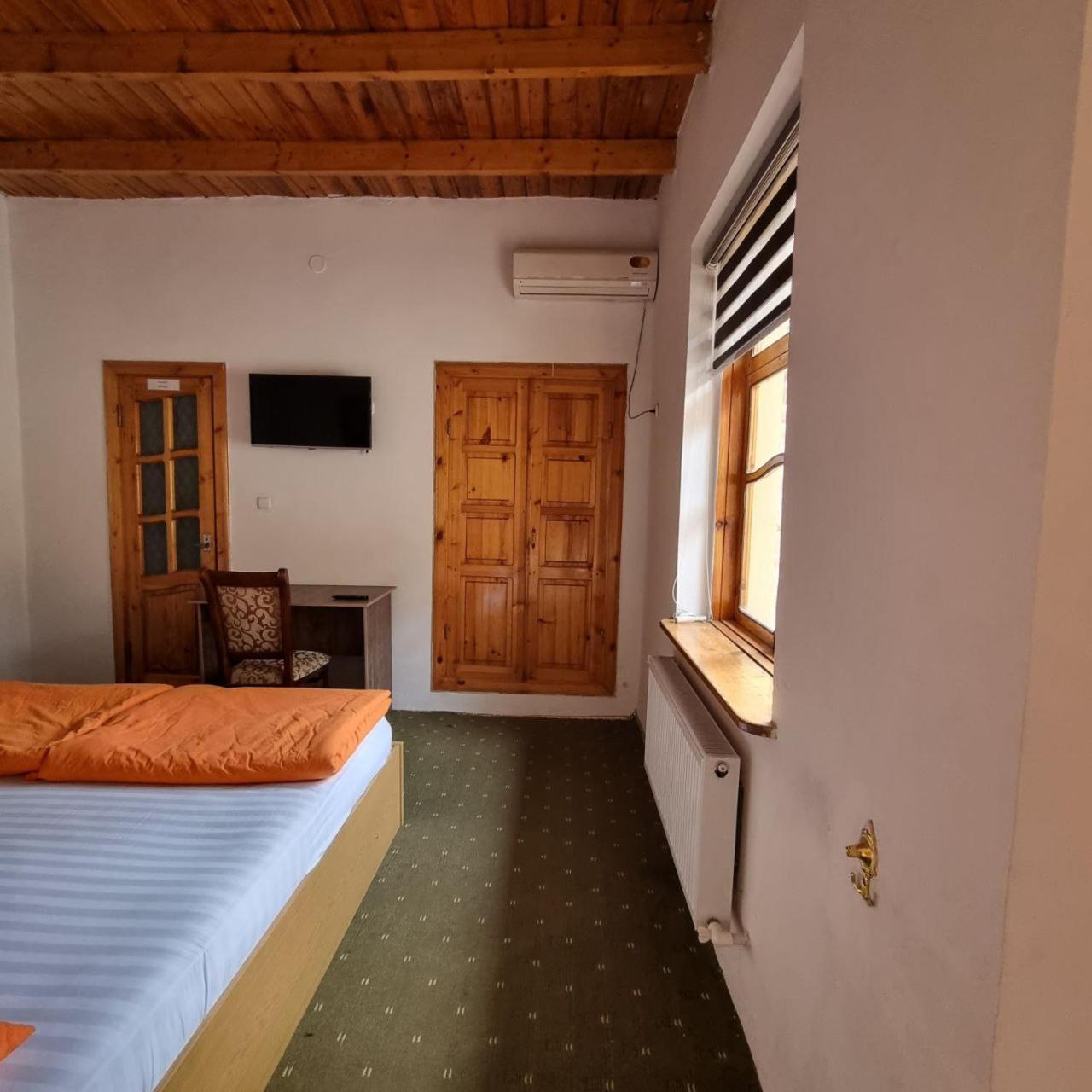 Sim-Sim Hostel & Backpackers Samarkand Esterno foto