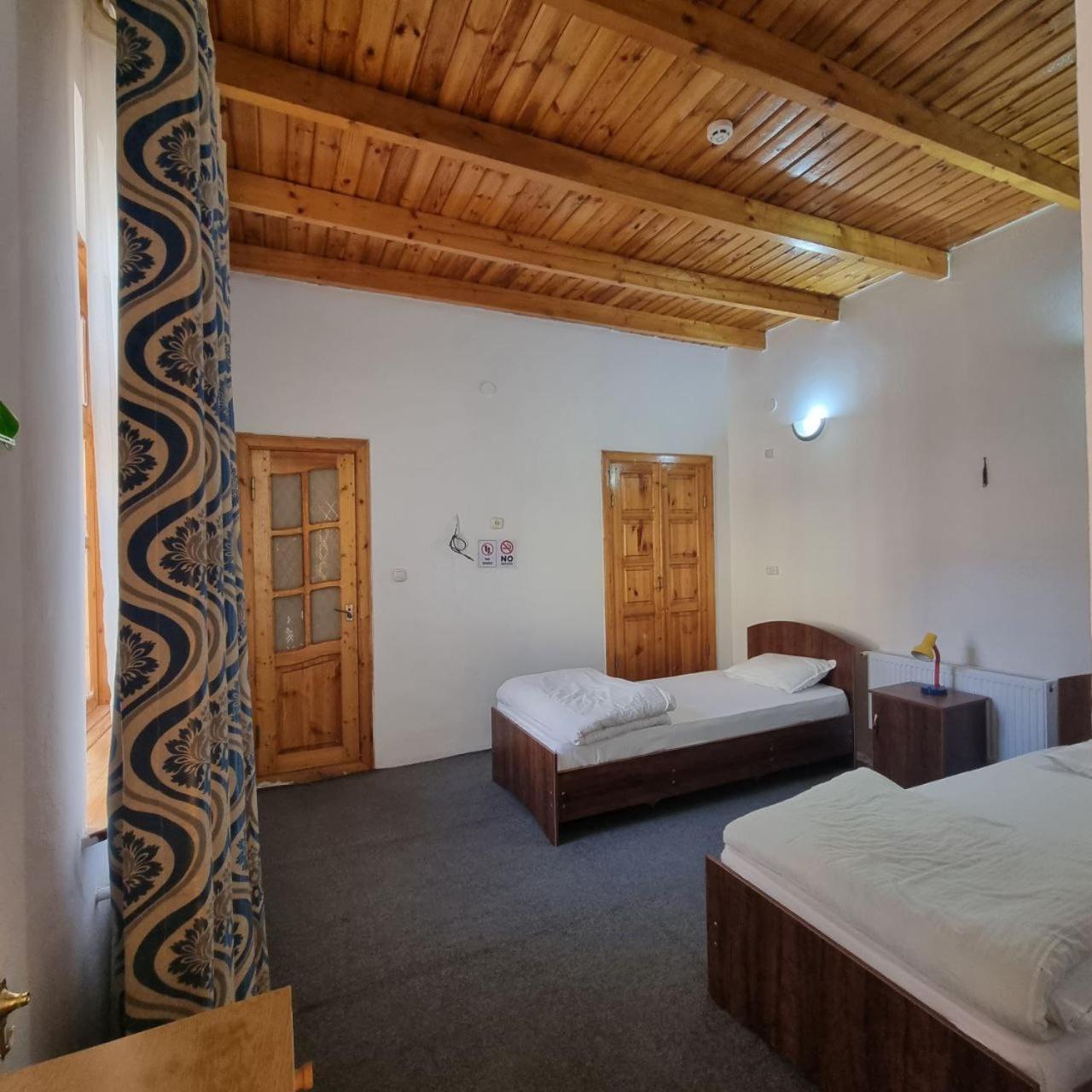 Sim-Sim Hostel & Backpackers Samarkand Esterno foto